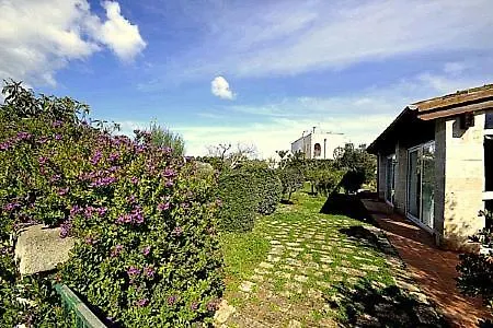 Sleeps 5 Pool Air Con Wifi * Ostuni