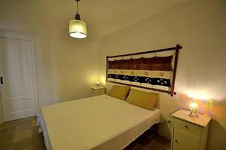 Sleeps 5 Pool Air Con Wifi